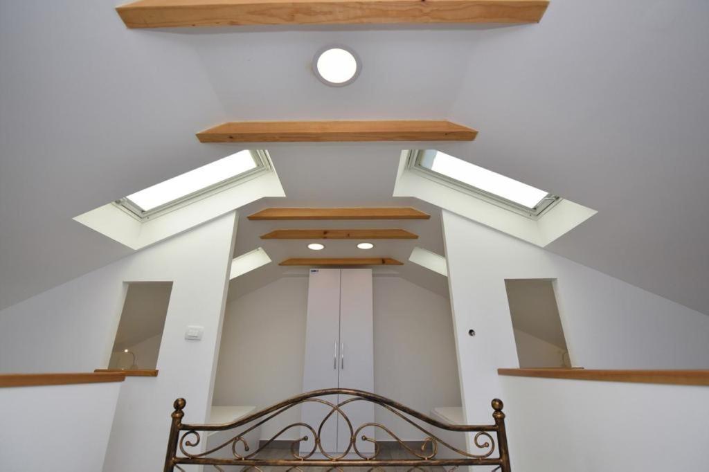 Tissa-Novalja Apartment Bagian luar foto