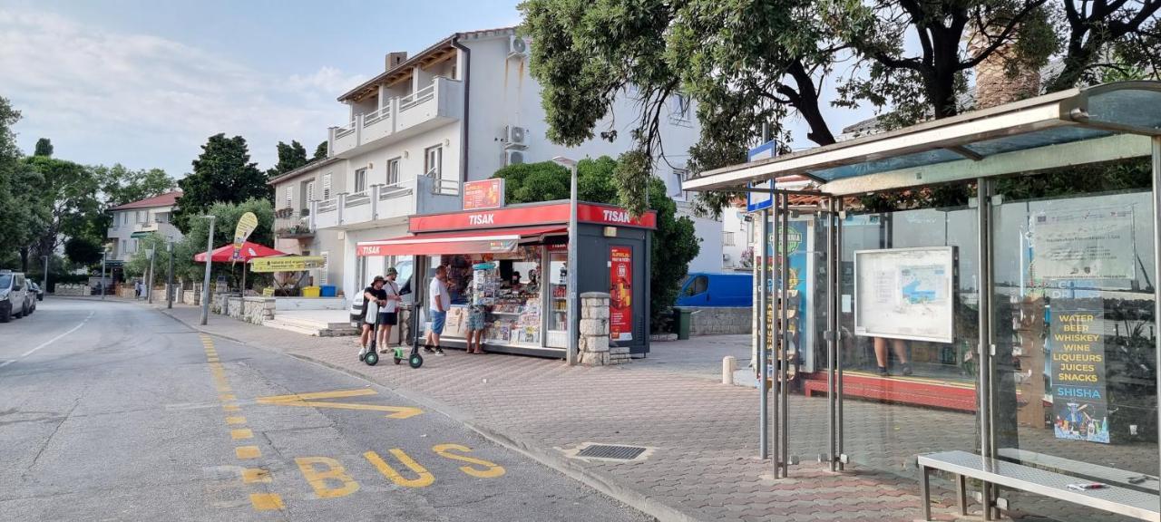 Tissa-Novalja Apartment Bagian luar foto